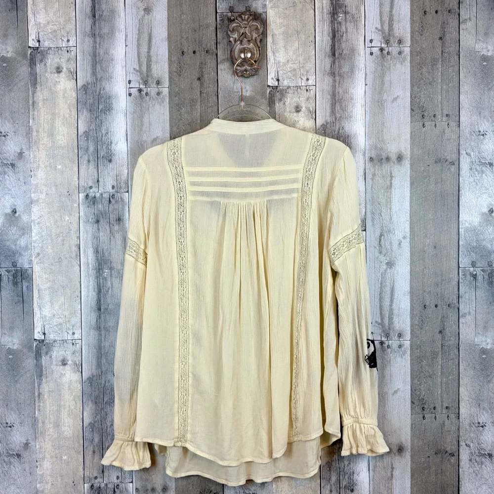 Free People Tusalossa Embroidered Top in Ivory Combo Size XS.